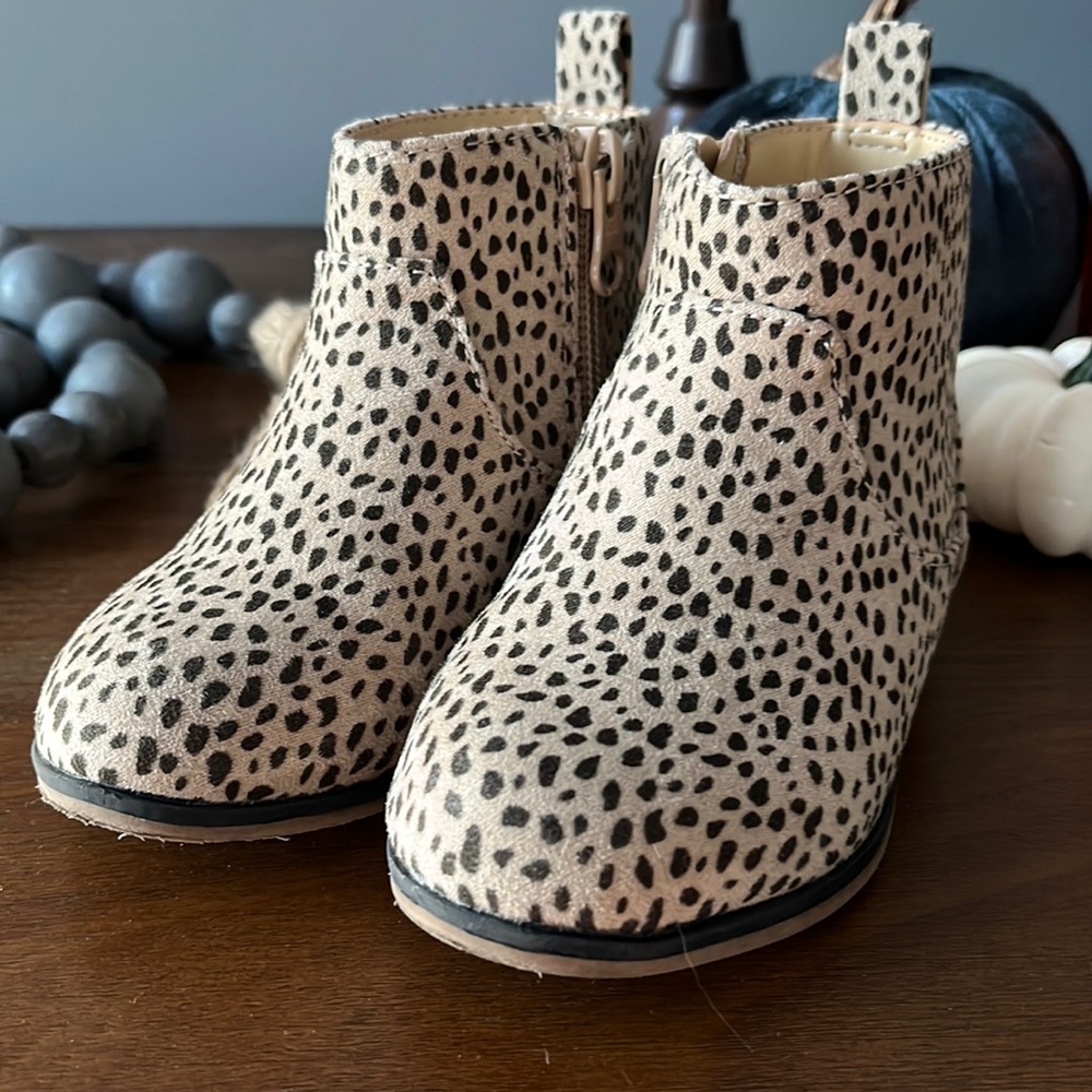 Tan and Black Suede-Like Toddler Booties